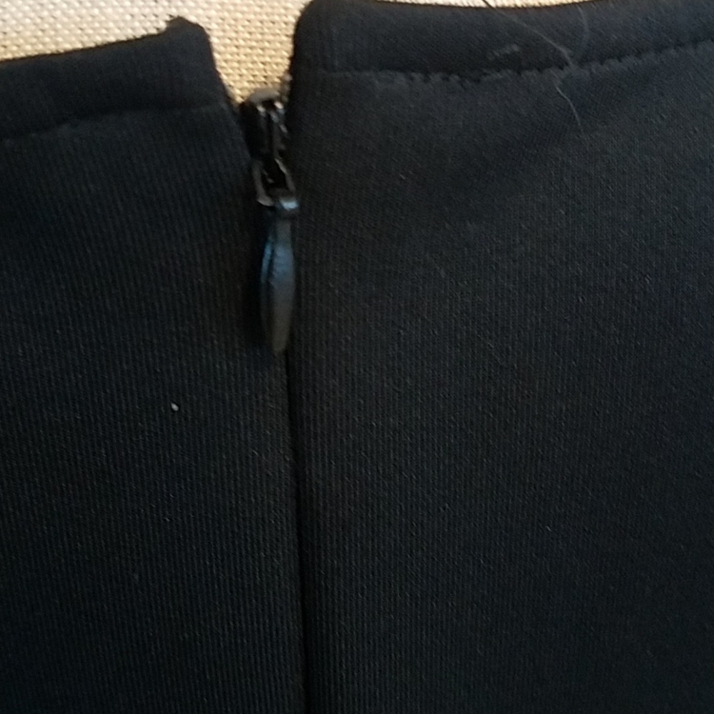 Dress - Picture 3 of 5
